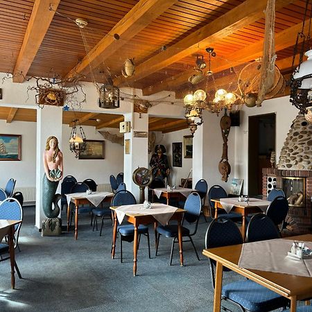 Hotel-Restaurant Cafe Caro 卡罗利嫩西尔 外观 照片