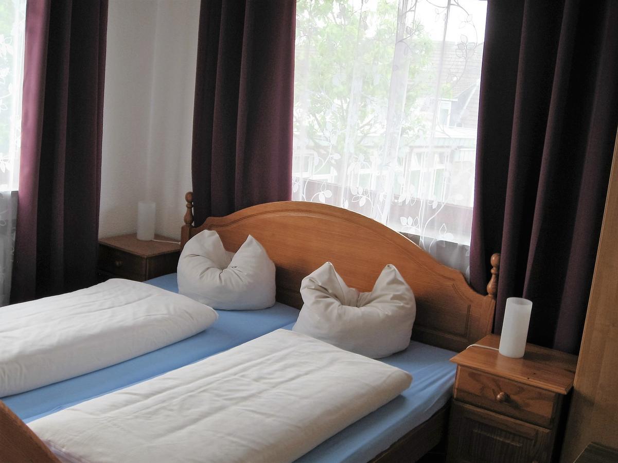 Hotel-Restaurant Cafe Caro 卡罗利嫩西尔 外观 照片